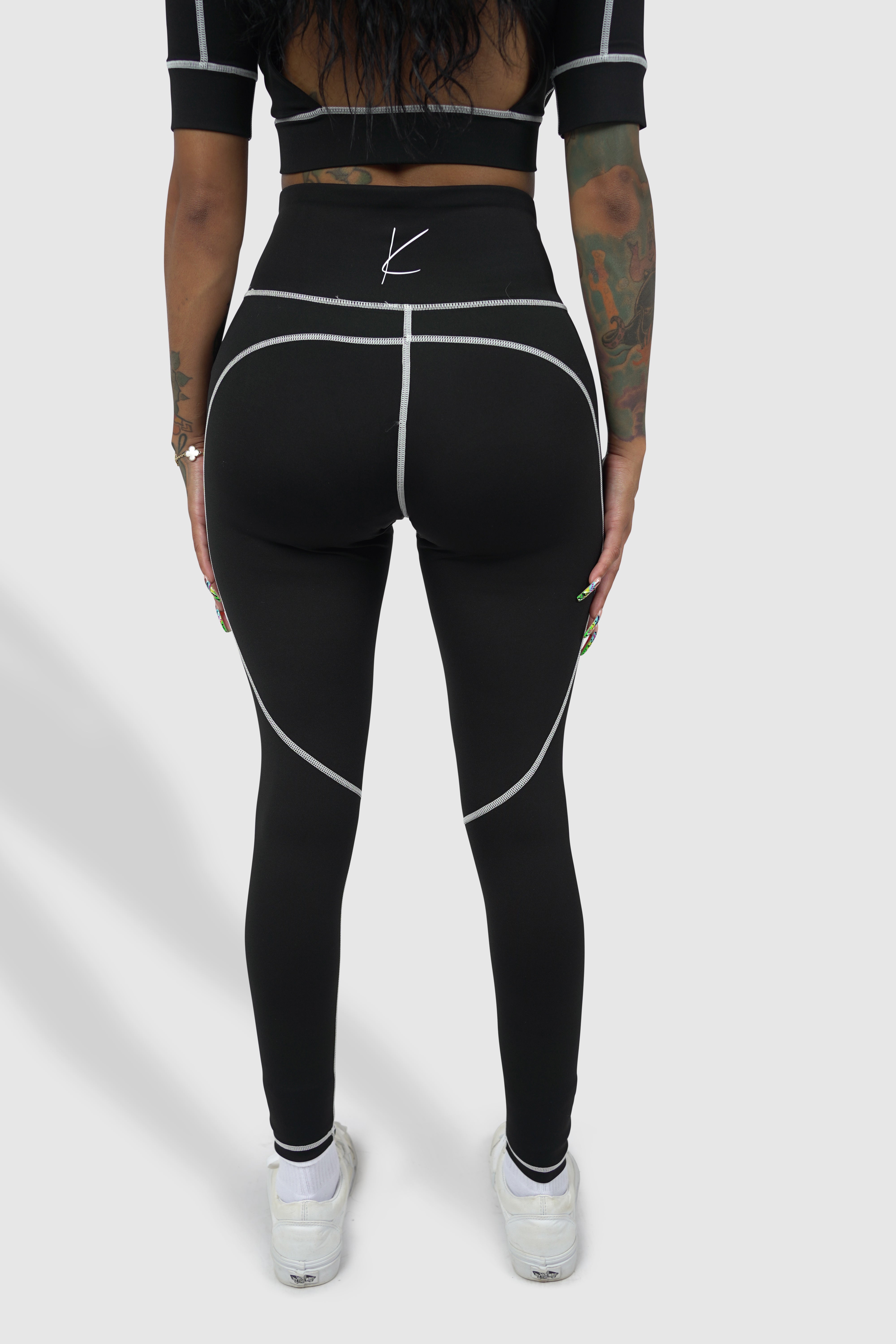 The Outline Leggings