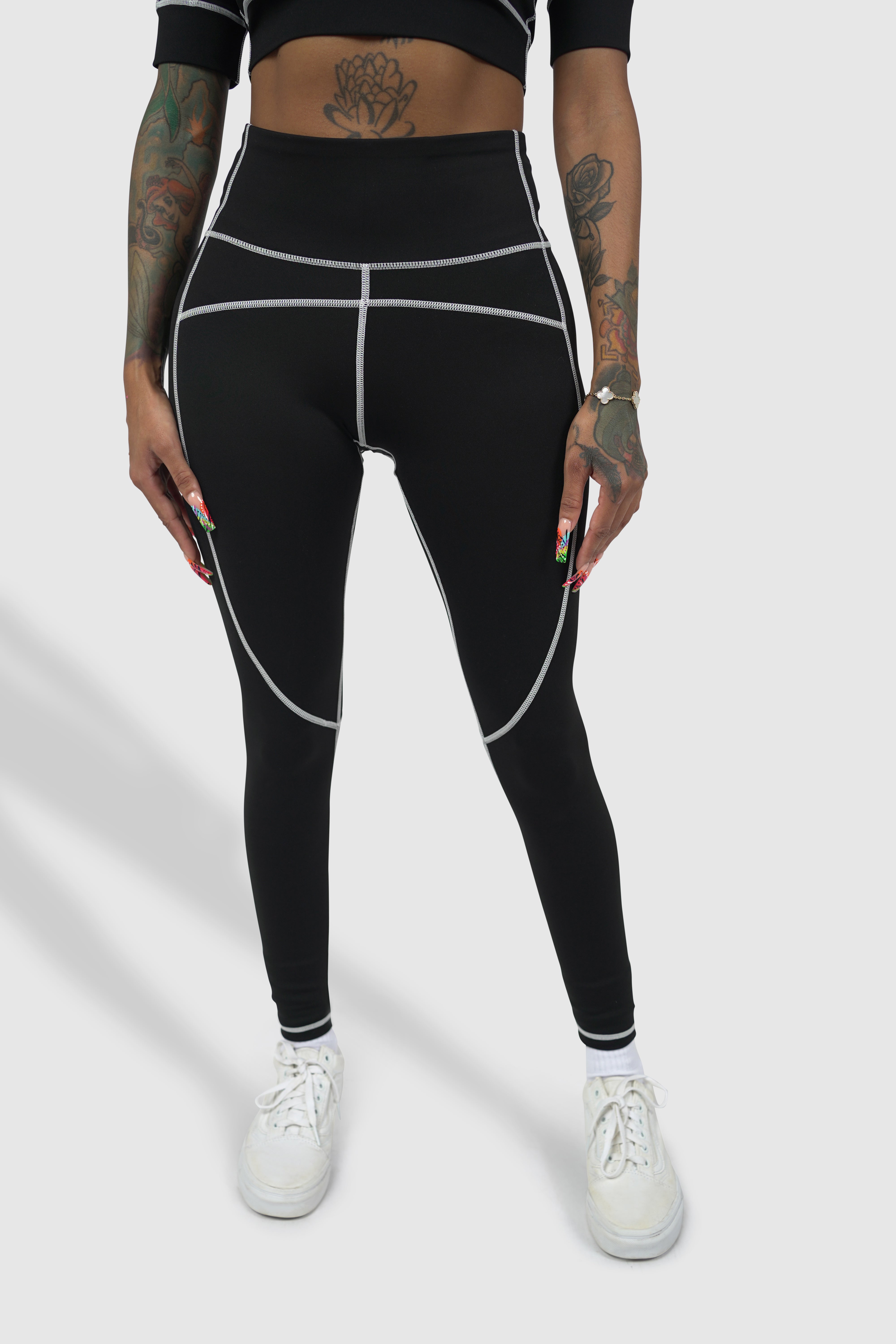 The Outline Leggings